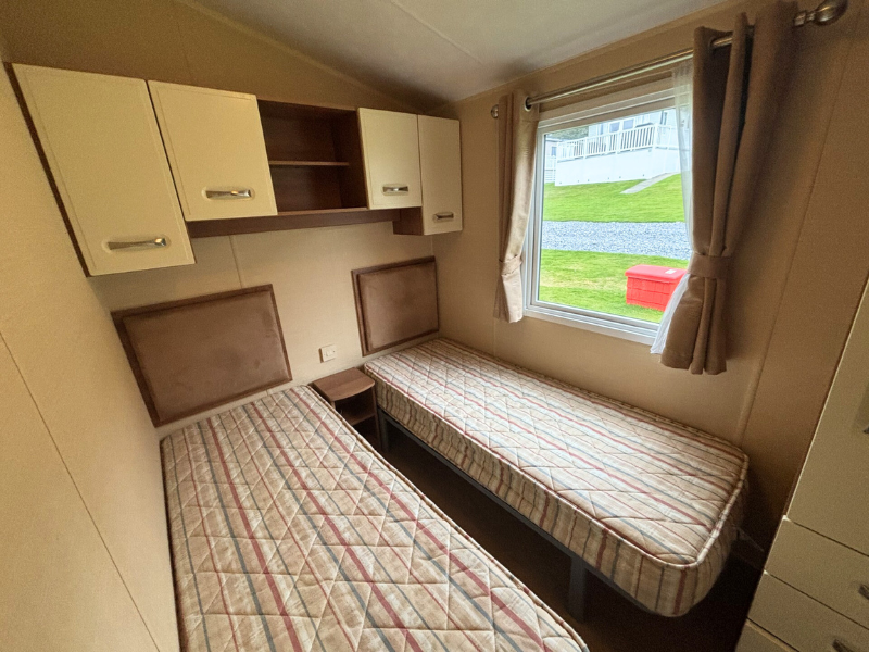 Willerby Salisbury 2010 Twin bedroom