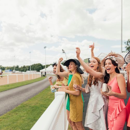Ladies_Day_Perth_Races.jpg