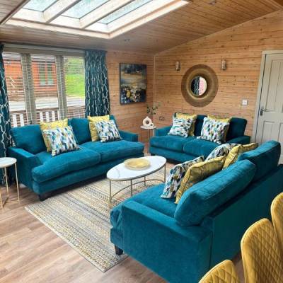 Deluxe Lodges