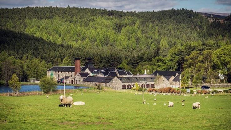 Royal Lochnagar Distillery.jpg