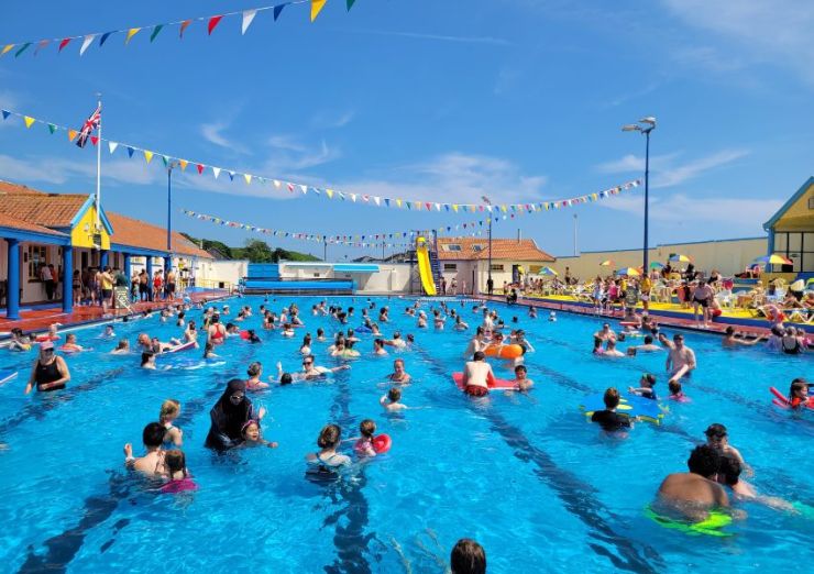 Stonehaven Heated Open Air Swimming Pool.jpg